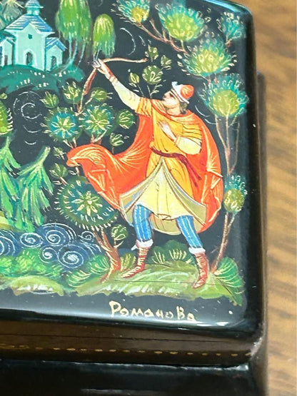 Vintage Russian Palekh Lacquer Box The Frog Princess Signed Romanova