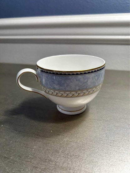 Noritake New Lineage II Bone China Tea Service