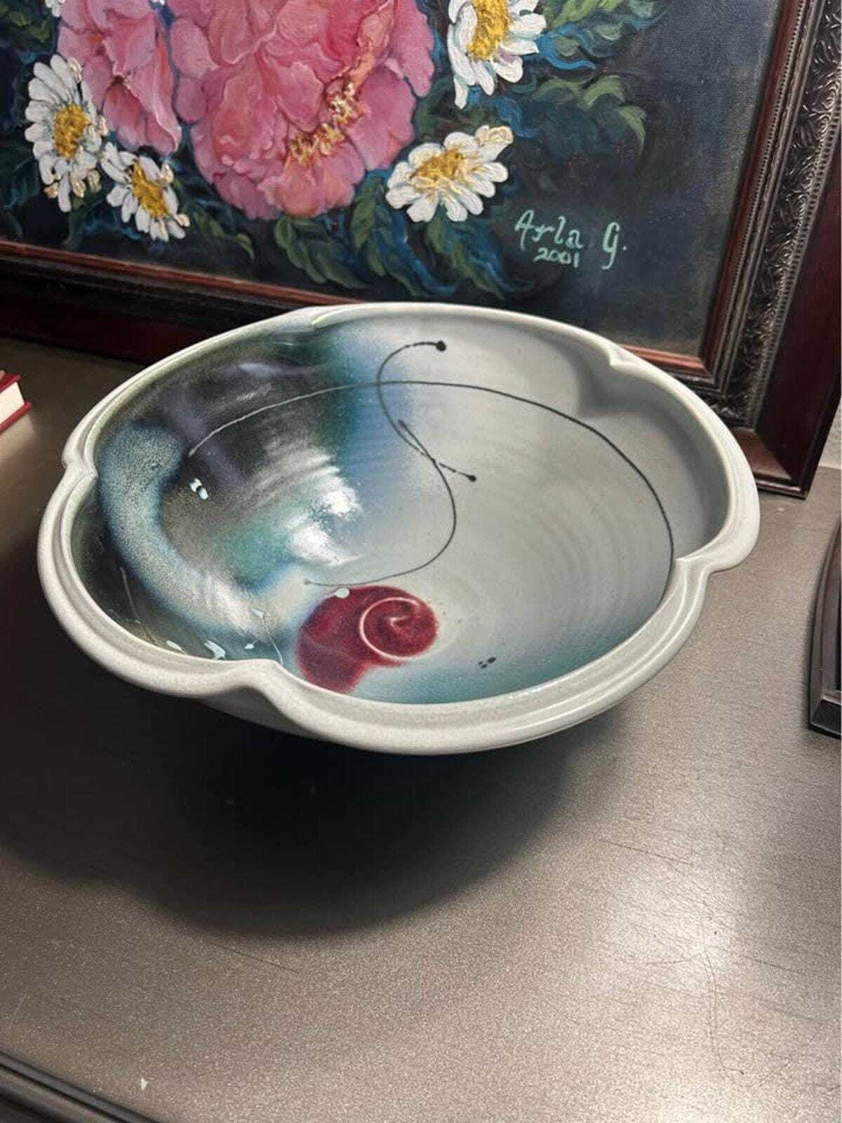 Loren Lukens Brace Point Pottery Scalloped Art Bowl