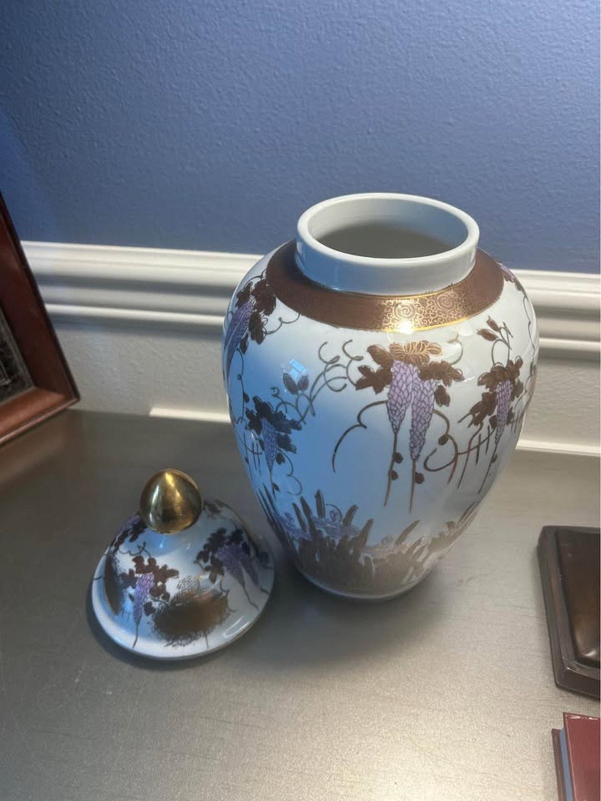 Antique Meiji Period Kutani Porcelain Ginger Jar – Wisteria and Crane
