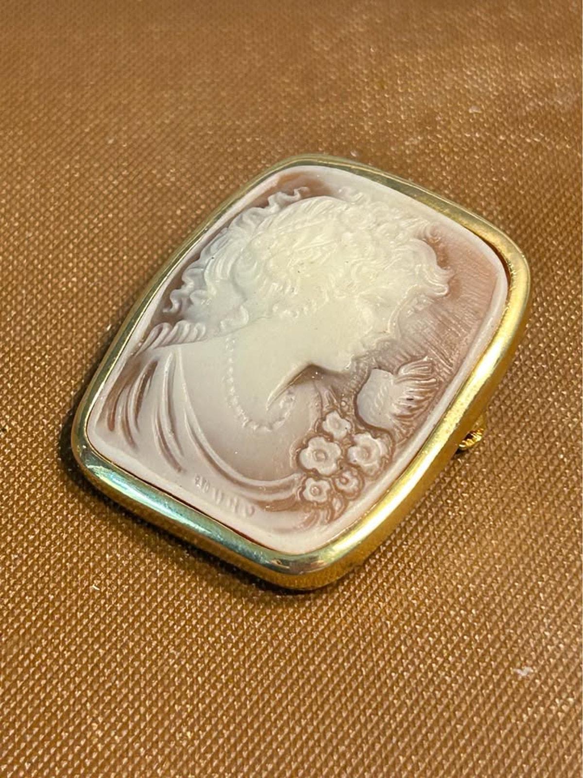 Vintage Victorian Revival Molded Resin Cameo Brooch Pendant - Lady, Bird & Flowers