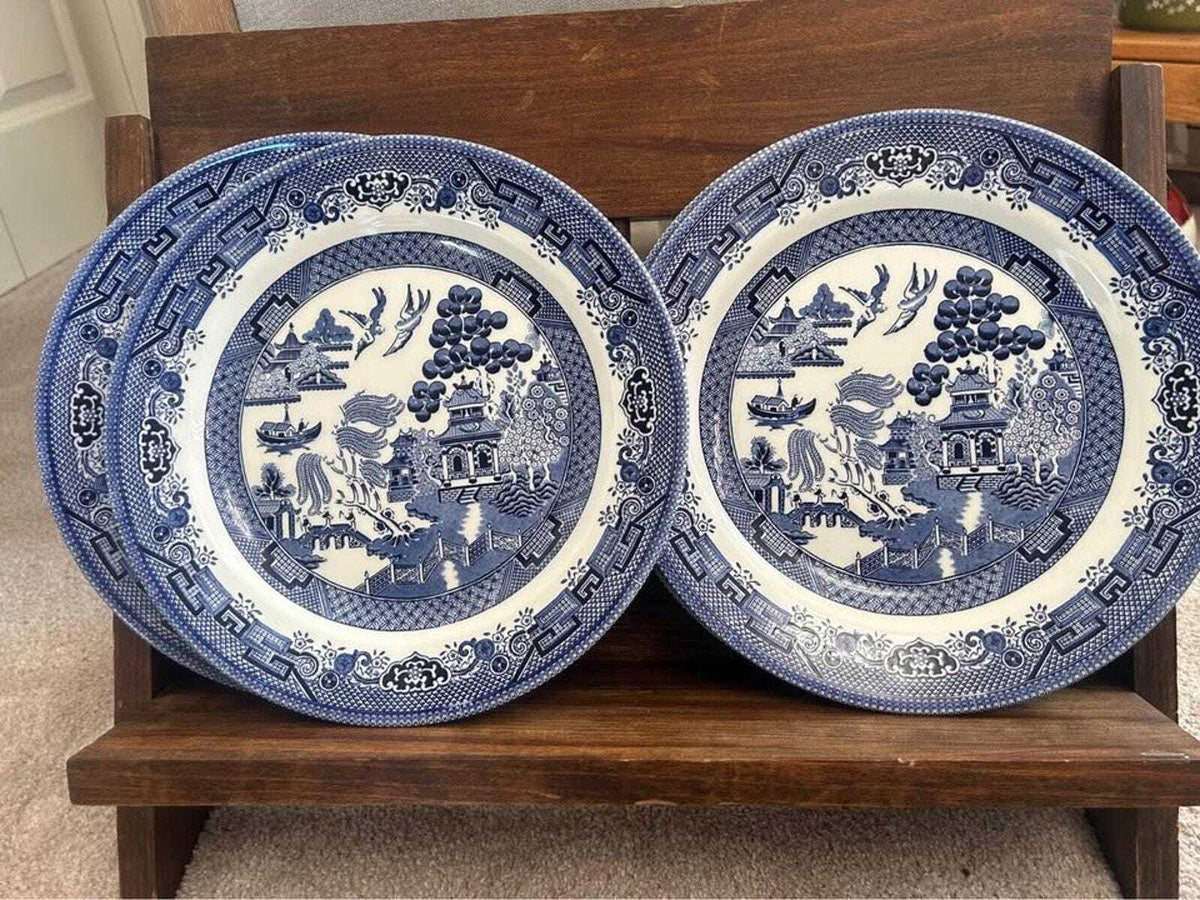 Vintage Queen's Blue Willow Dinner Plates – Chinoiserie Set of 4