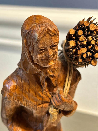 Vintage German Black Forest Carved Wood Peasant Gatherers