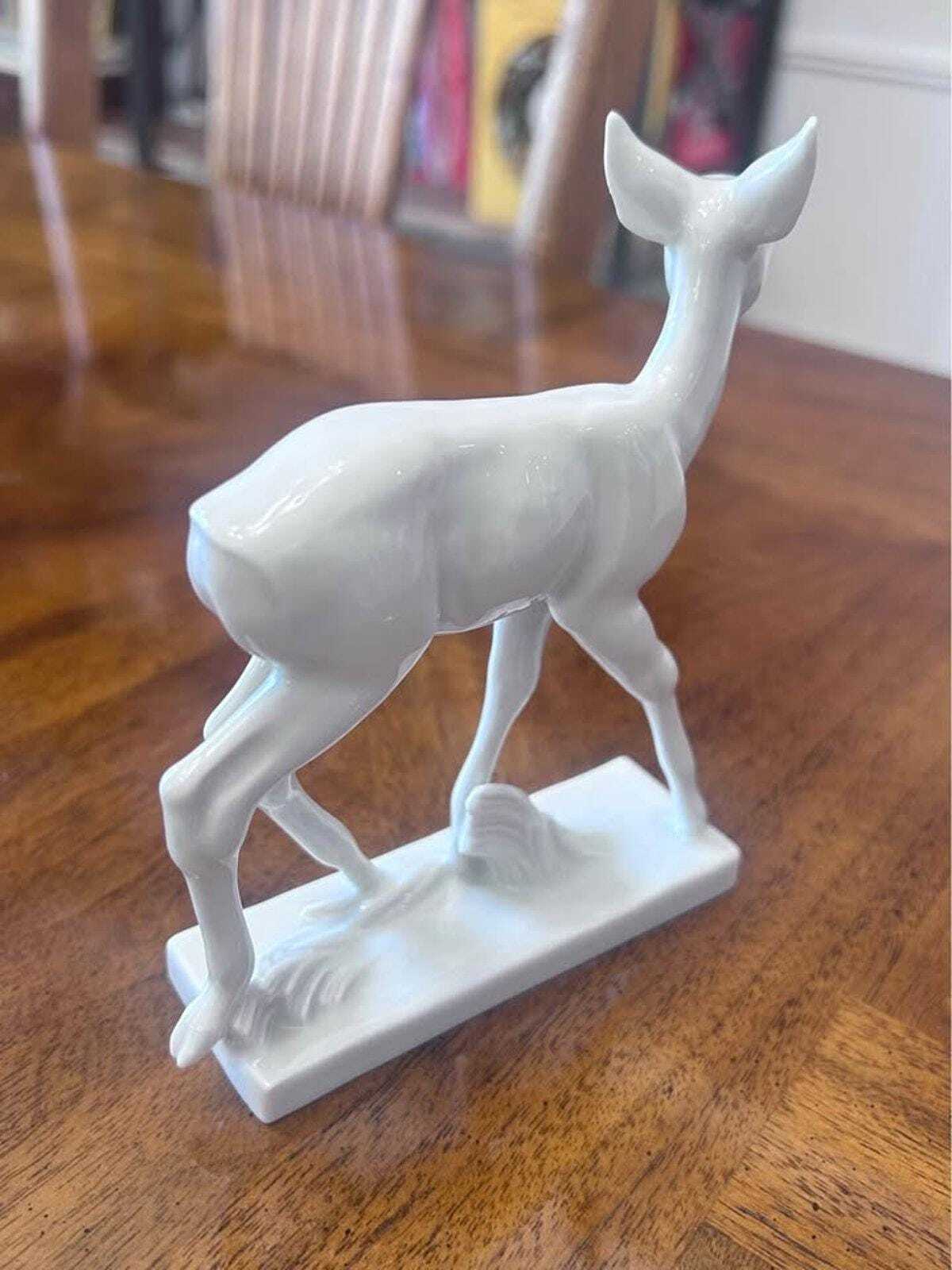 Vintage Meissen White Porcelain Roe Deer Fawn Figurine A 1253 by Willi Münch-Khe