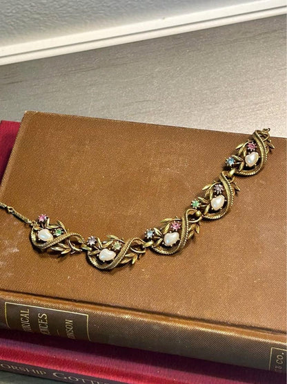 Unsigned Coro Book Piece Vine Choker Faux Pearl Pastel Rhinestone 1950s