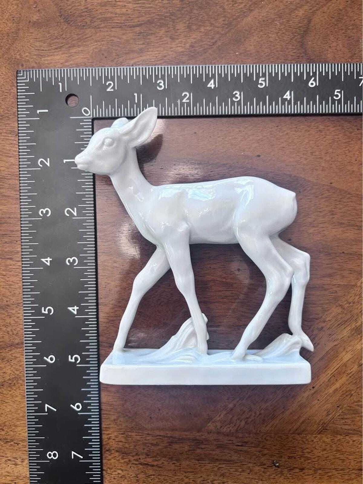 Vintage Meissen White Porcelain Roe Deer Fawn Figurine A 1253 by Willi Münch-Khe