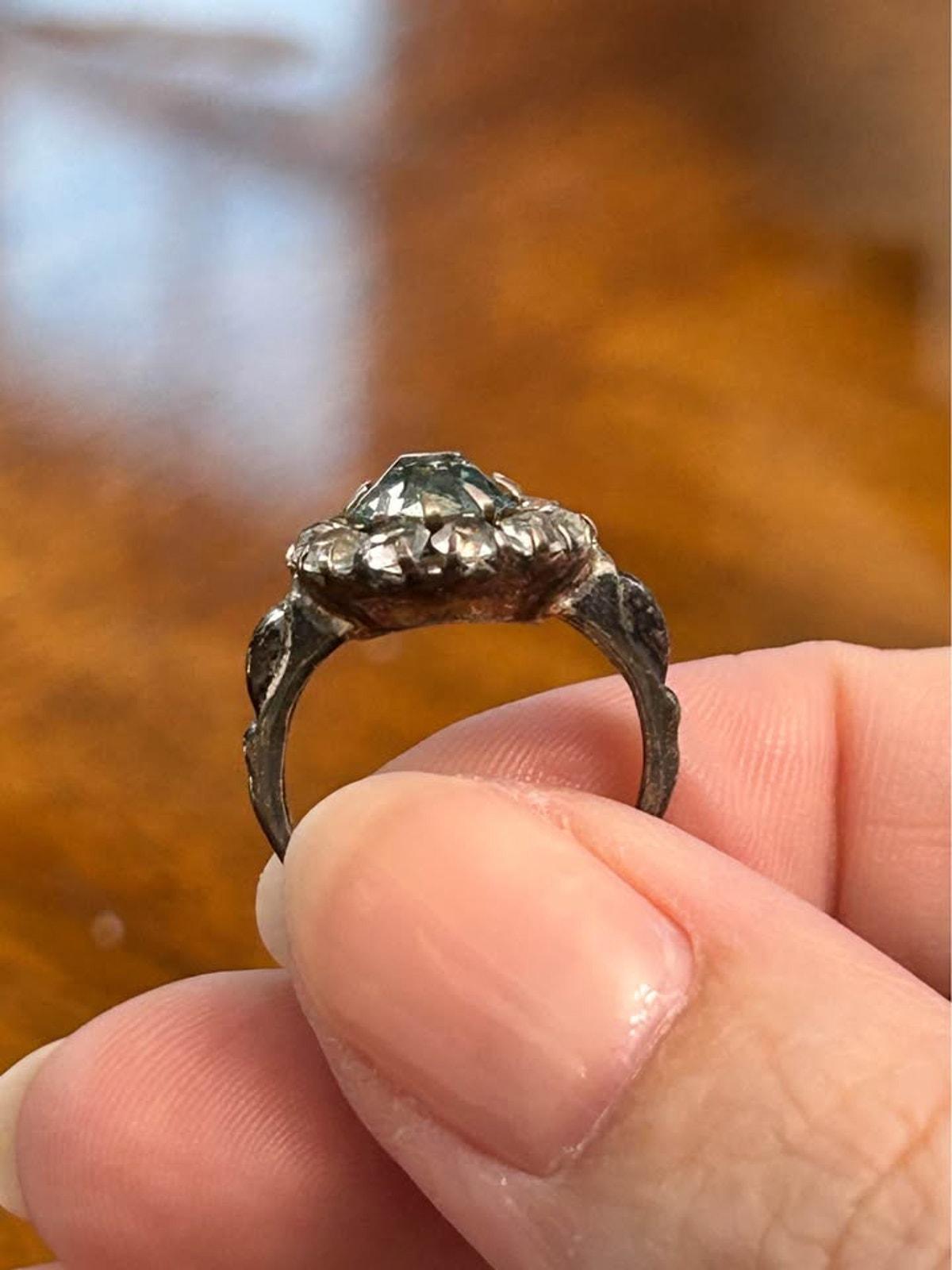 Art Deco Sterling Silver Aquamarine Glass Paste Cluster Ring - size 5