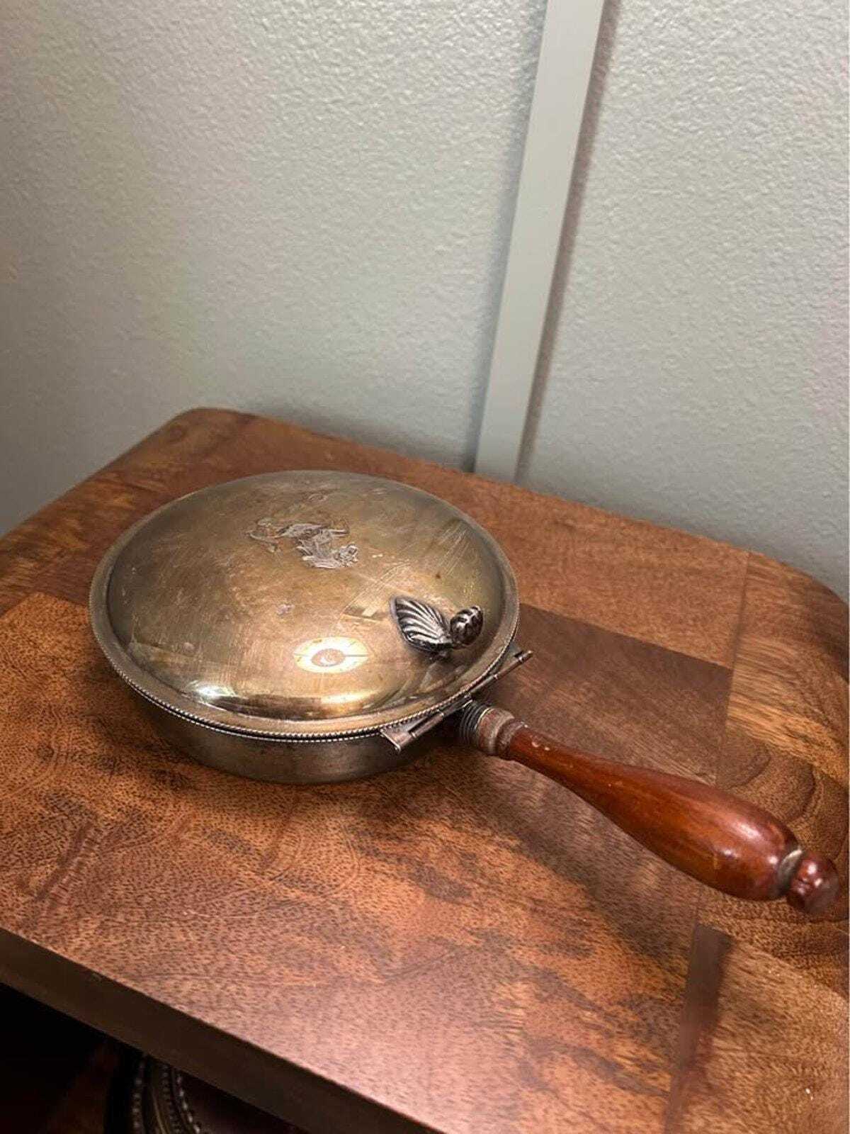Rare Benedict Mfg. Co. Silver Plate Silent Butler with Engraved Heraldic Crest
