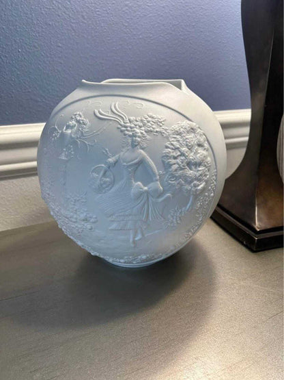 Kaiser Germany Manfred Frey White Bisque Relief Globe Vase | Model 0318