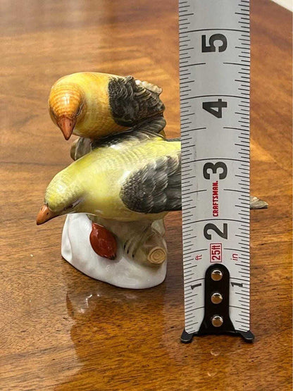 Vintage Herend Hungary Porcelain Two Yellow Birds Figurine 5063 Hand Painted