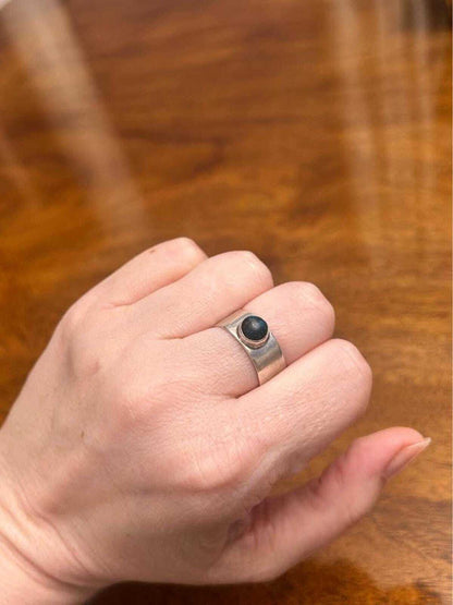 Vintage 1974 LMP Sterling Silver Wide Band Ring – Azurite Cabochon, Size 9.25