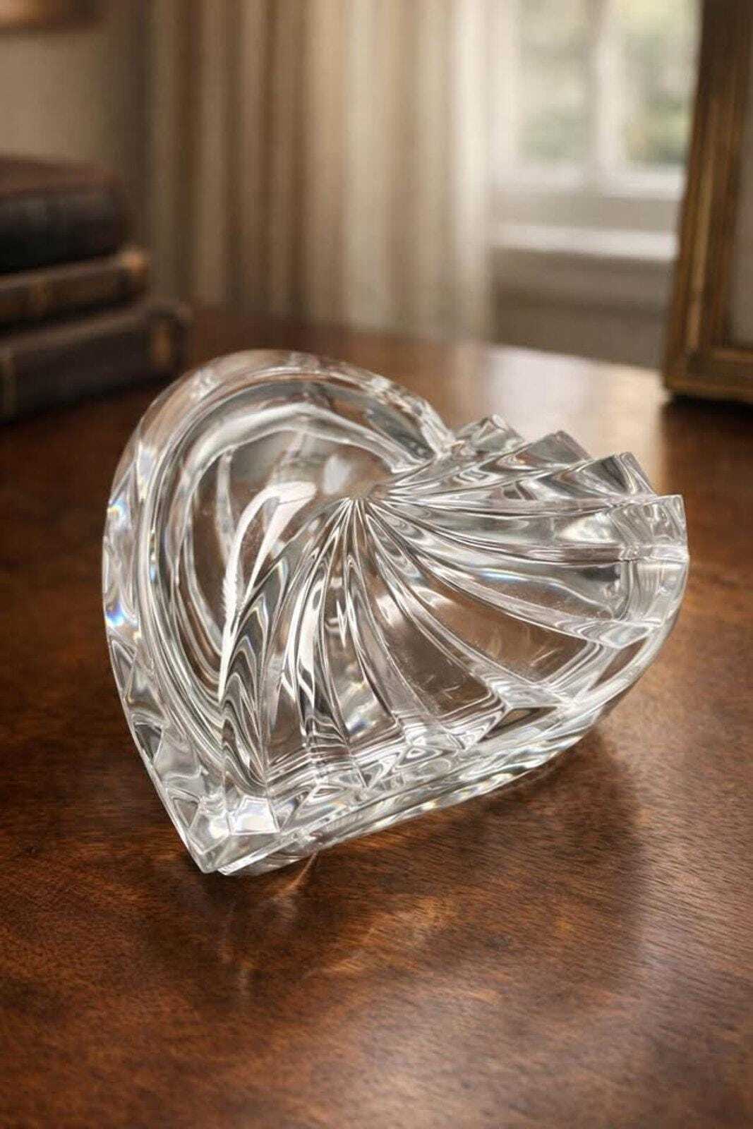 Gorham Germany Lead Crystal Ribbed Lidded Heart Trinket Box