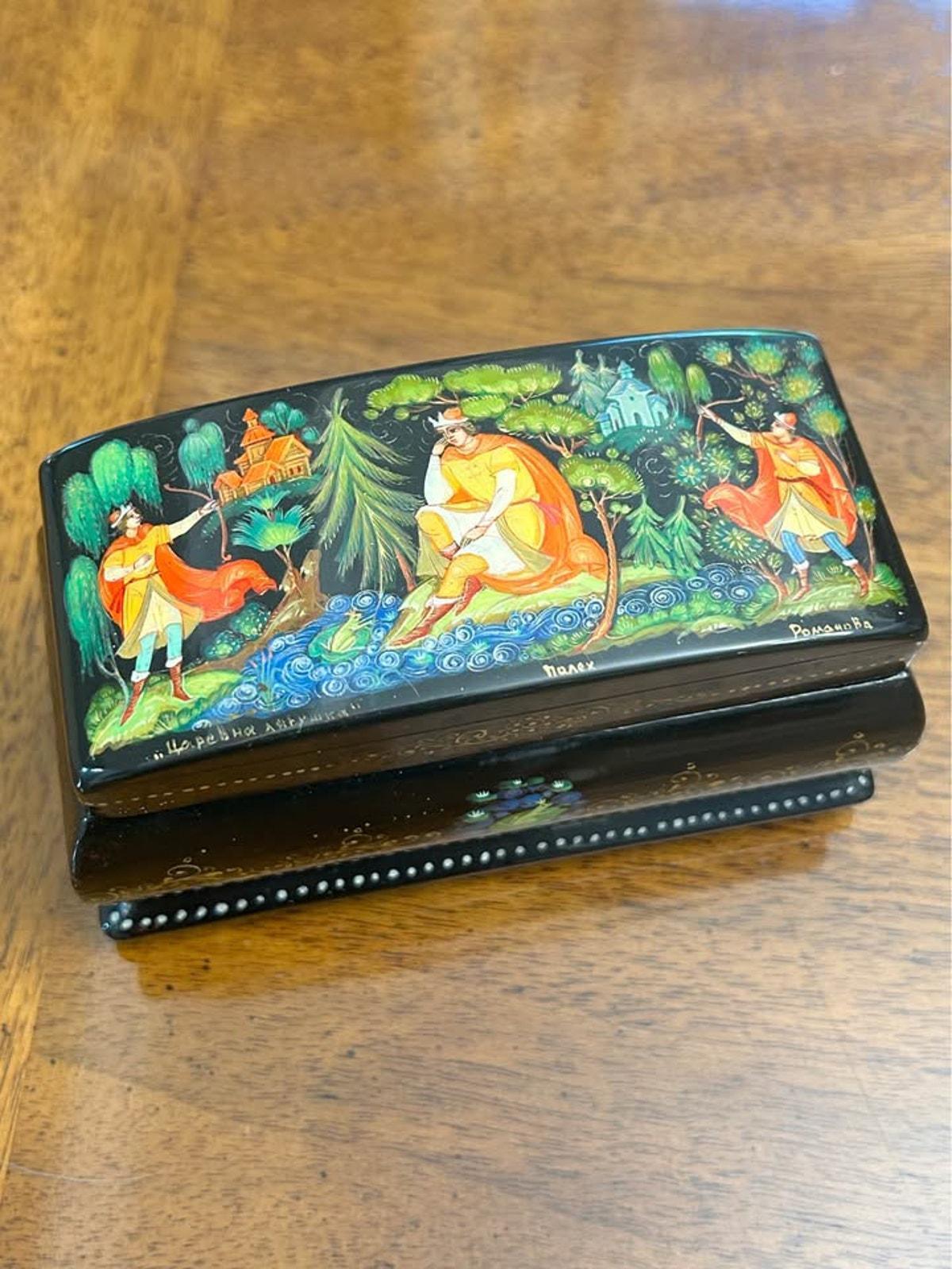 Vintage Russian Palekh Lacquer Box The Frog Princess Signed Romanova