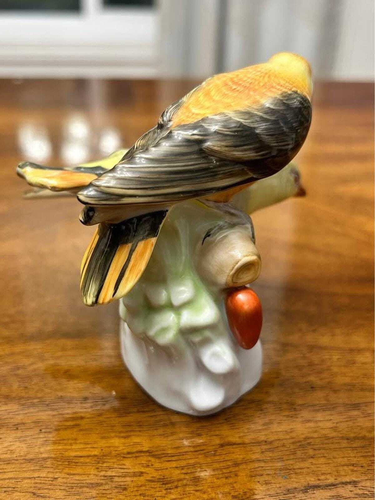 Vintage Herend Hungary Porcelain Two Yellow Birds Figurine 5063 Hand Painted
