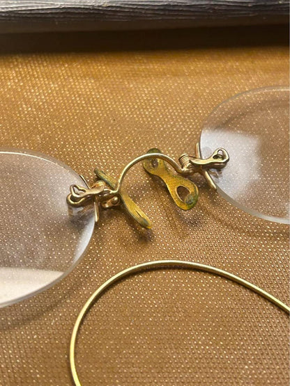 Antique 1/10 12k Gold-Filled Rimless Pince-Nez Eyeglasses & Chain with O.S. Mitchell Case