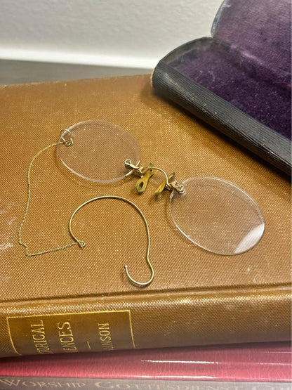 Antique 1/10 12k Gold-Filled Rimless Pince-Nez Eyeglasses & Chain with O.S. Mitchell Case