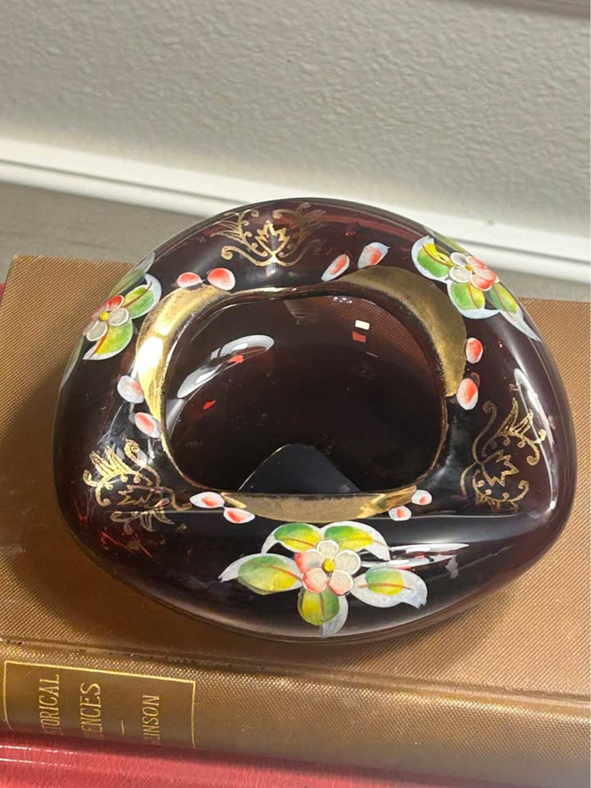 Vintage Bohemian Amethyst Enameled Art Glass Trifold Ashtray Bowl