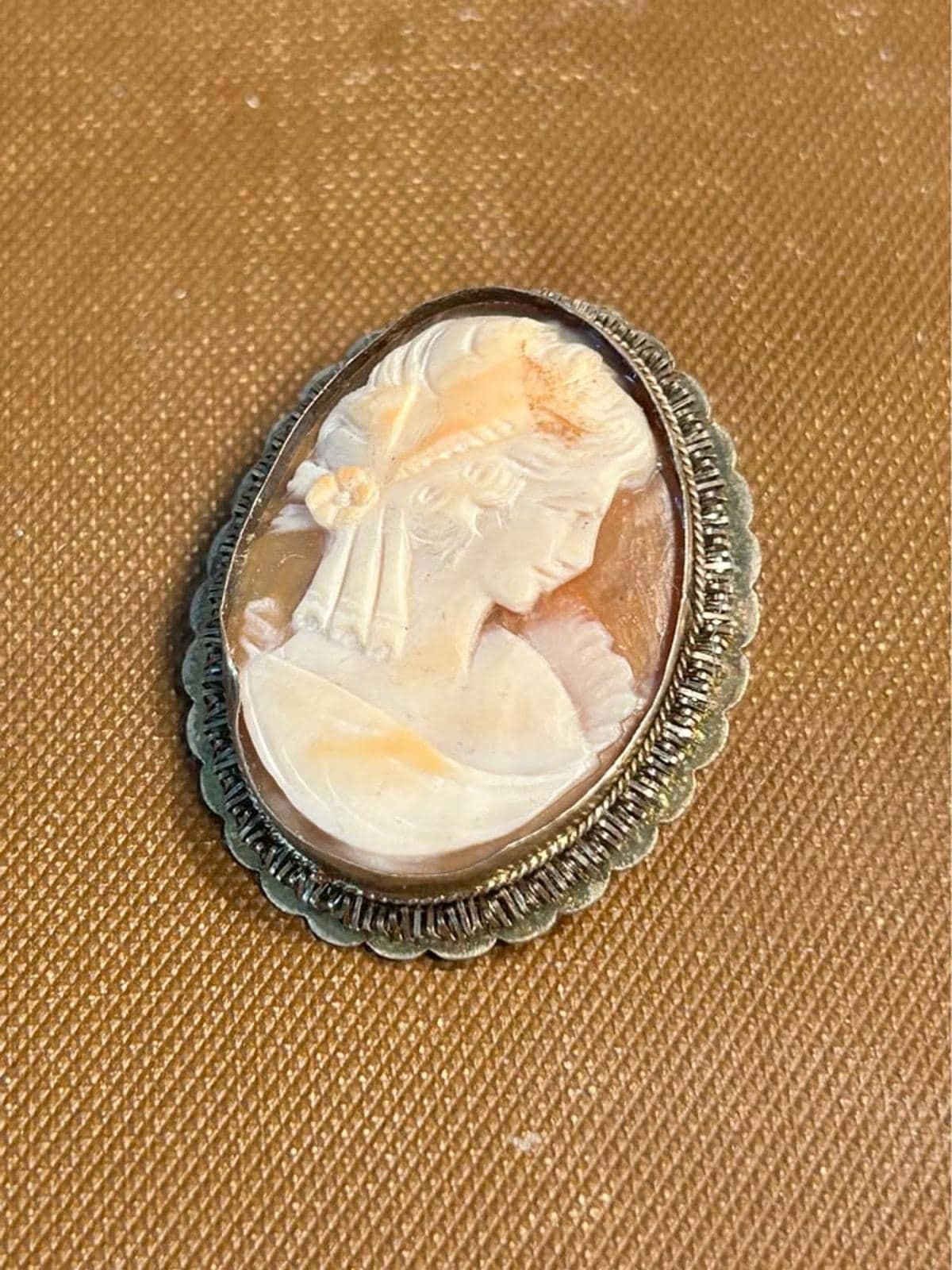 Vintage Italian 800 Silver Shell Cameo Brooch Pendant - Hand Carved Shell Jewelry