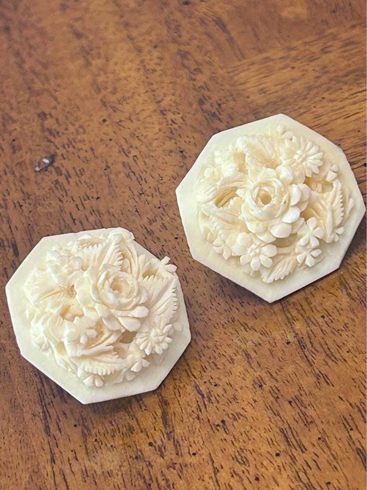 Vintage WELLS 14K Gold Carved Bone Large Floral Hexagon Stud Earrings