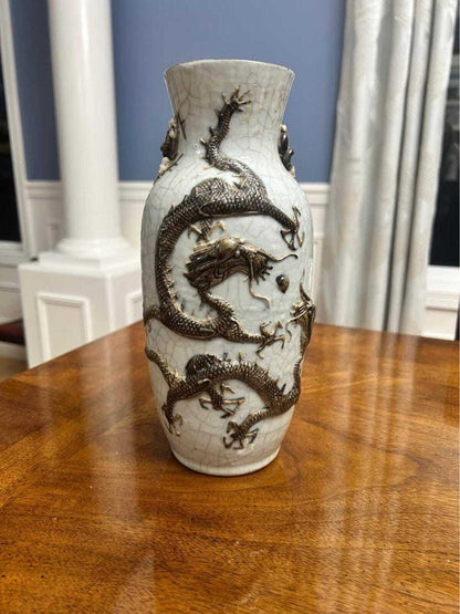 Antique Chinese Crackle Glaze Applied Dragon Vase Qing Dynasty