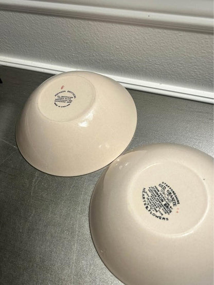 Vintage Johnson Brothers Hearts and Flowers Staffordshire Ironstone 7-Piece Mixed Dishware Set