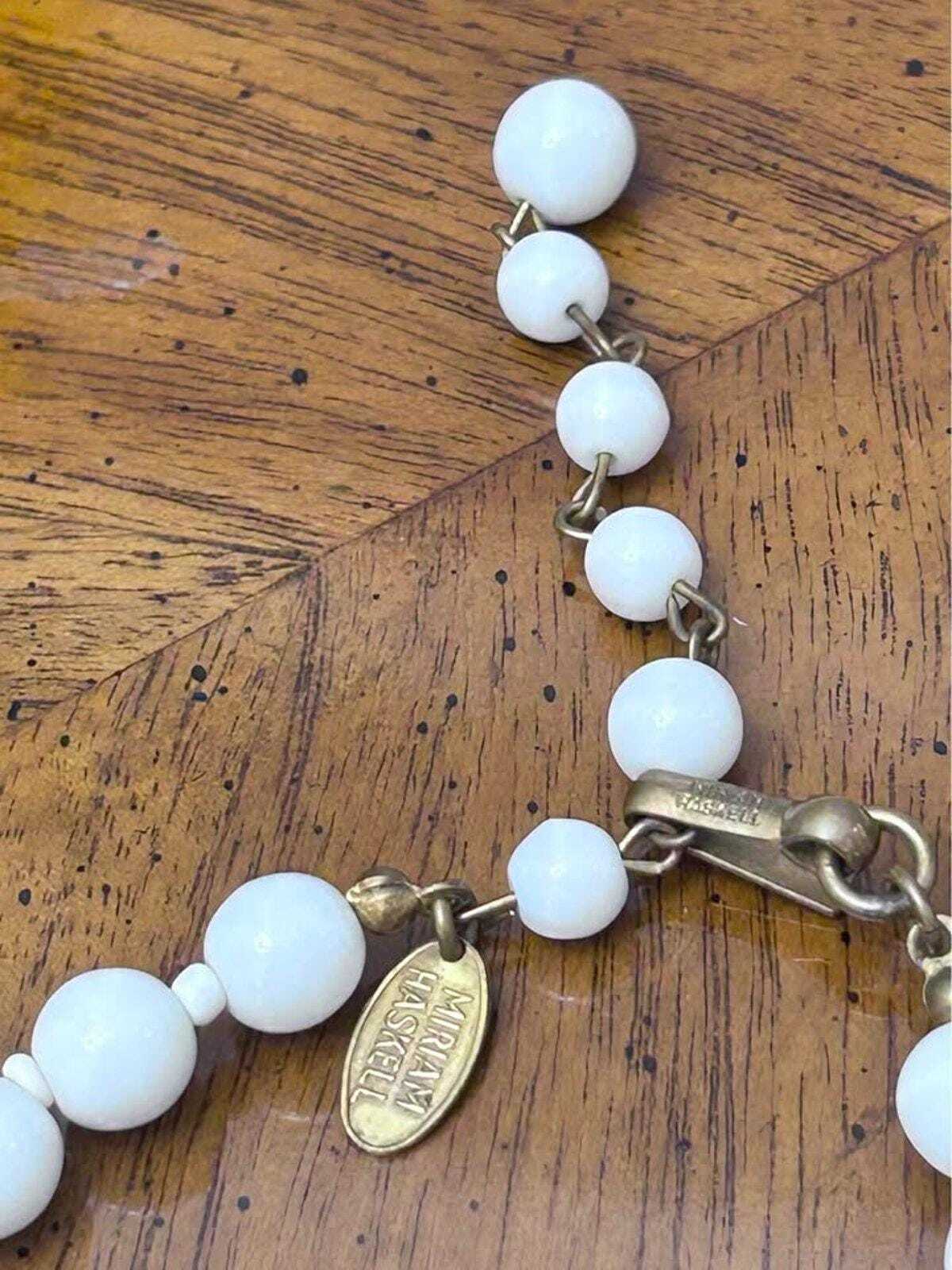 Vintage Miriam Haskell White Beaded Single Strand Choker Necklace