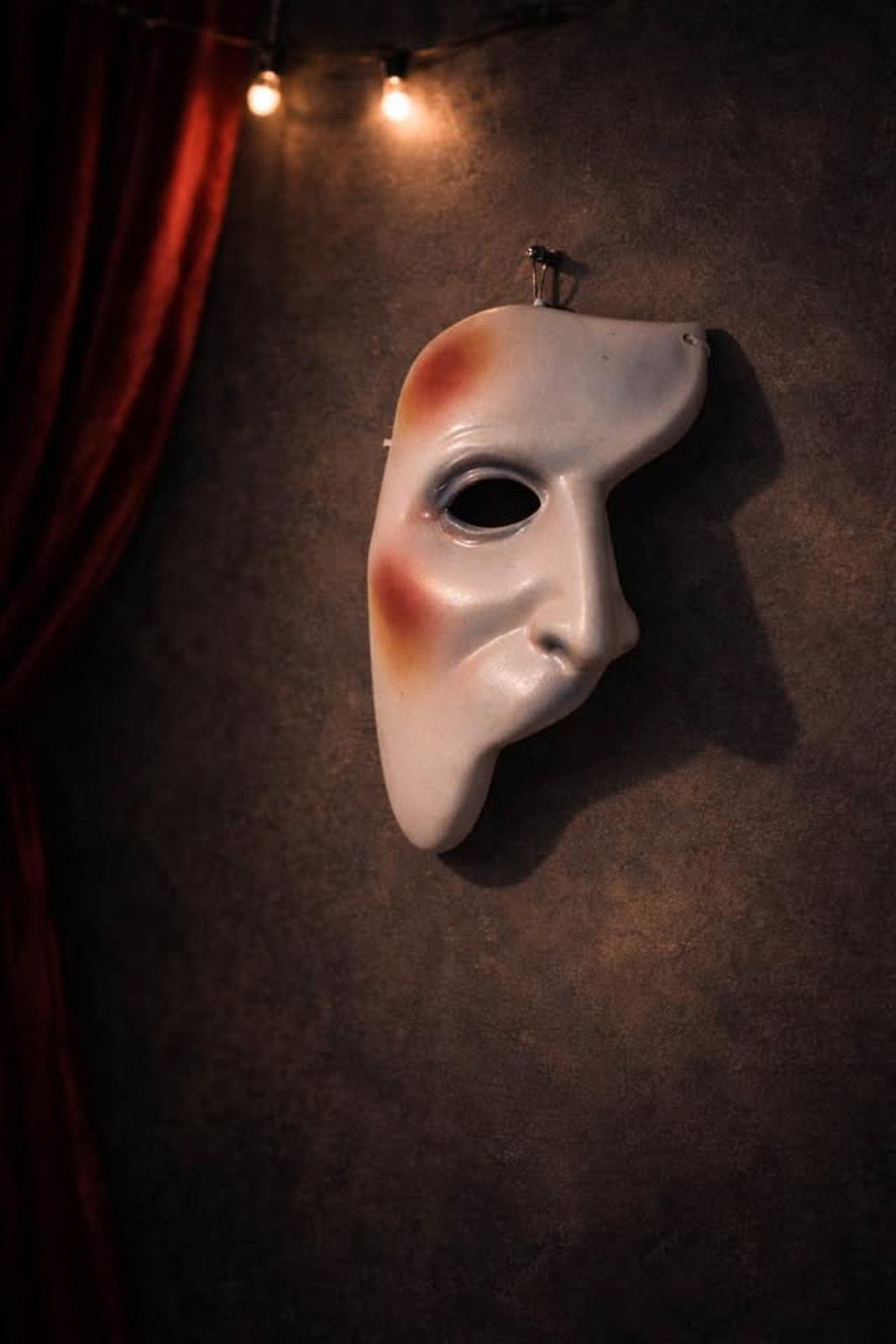 R.U.G. 1989 The Phantom of the Opera Half-Mask, Original Merchandising
