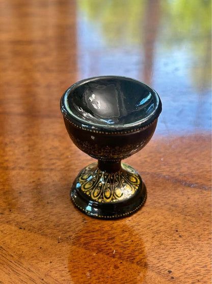 Vintage 1971 Palekh Russian Lacquer Egg on Stand O. Vonokina Miniature