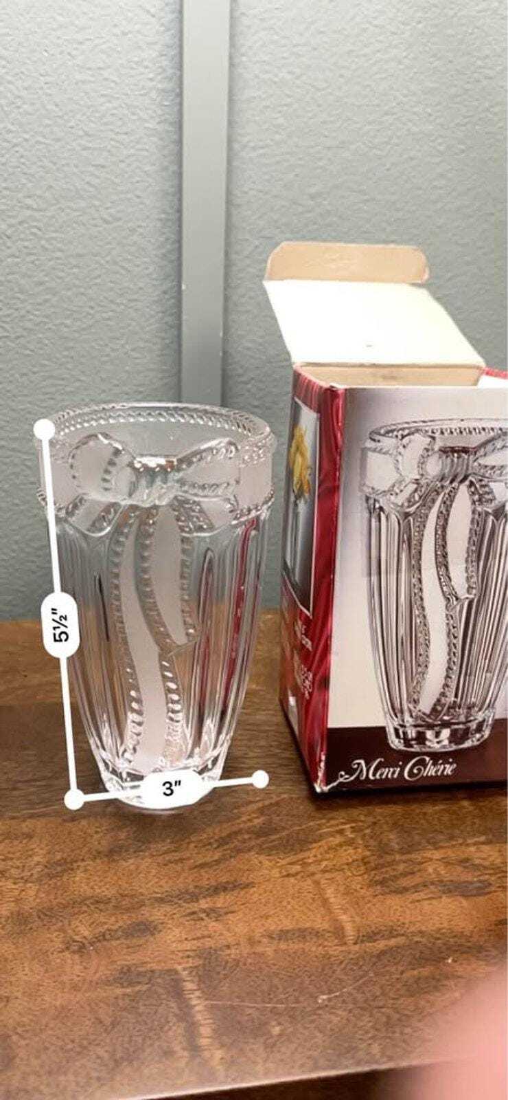 Evita Crystal "Merci Chérie" 24% Lead Crystal Bow Vase - Made in Germany
