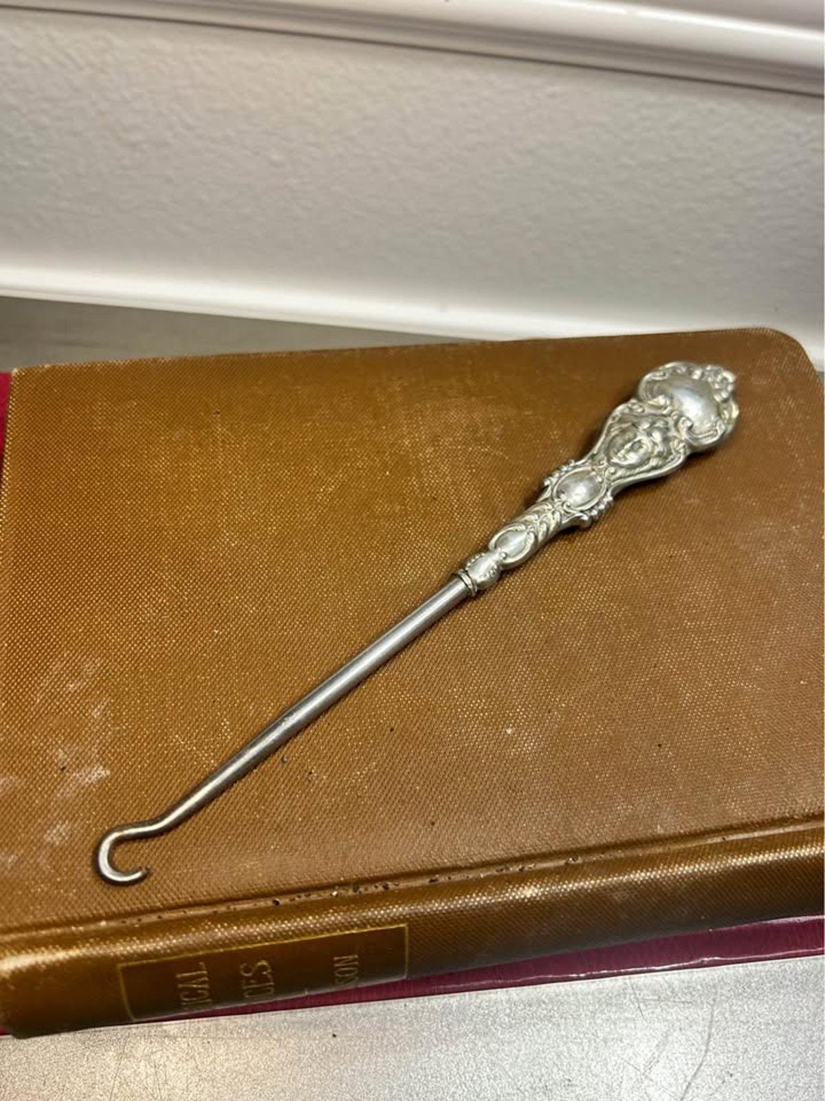 Antique Art Nouveau Sterling Silver Lady Portrait Button Hook