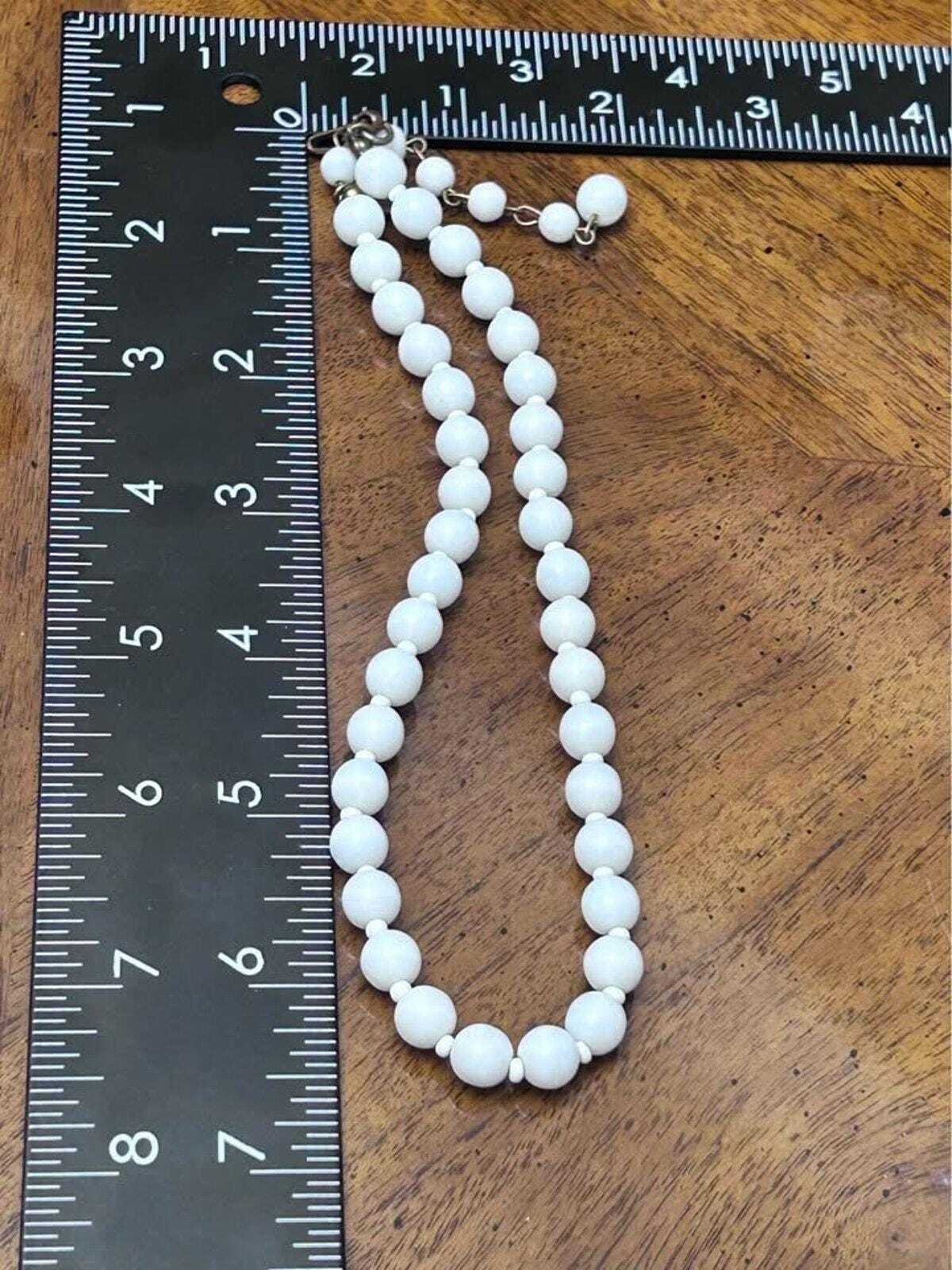 Vintage Miriam Haskell White Beaded Single Strand Choker Necklace