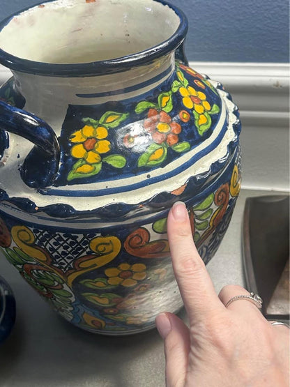 Venegas Mexico Talavera Pottery Set, Signed Lidded Ginger Jar and Urn