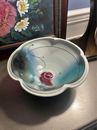 Loren Lukens Brace Point Pottery Scalloped Art Bowl