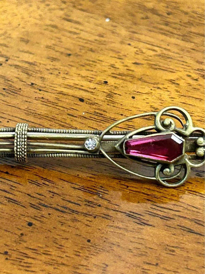 Antique Edwardian Gold Filled Wirework Bar Brooch with Red Coffin Cut Paste Stones