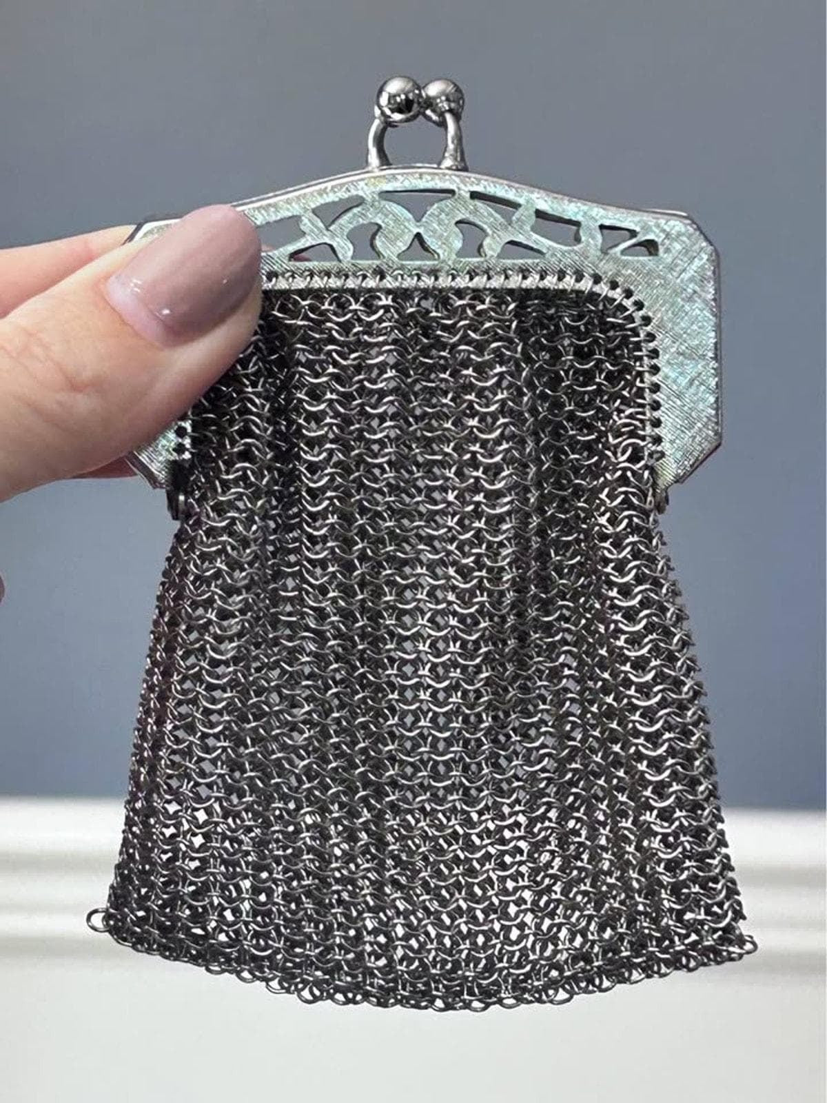 Vintage Whiting & Davis Art Deco Silver Tone Mesh Coin Purse