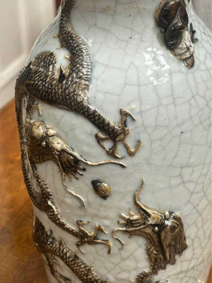 Antique Chinese Crackle Glaze Applied Dragon Vase Qing Dynasty