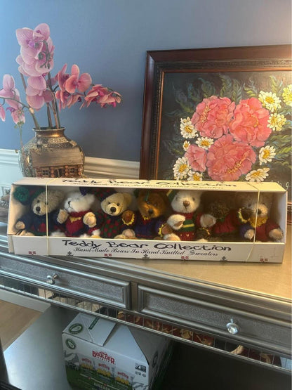 Hugfun Int'l Teddy Bear Collection Hand-Knitted Sweaters Set of 7
